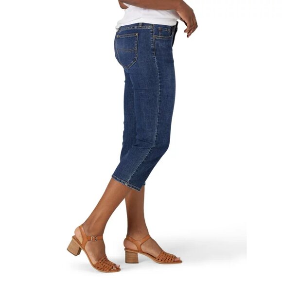 Lee Capri Jeans Mid Rise Regular Fit Womens Sz 22M Blue Denim Dark Wash Stretch - Picture 7 of 9